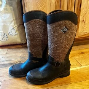 Womens Tall Equestrian Muck Boots